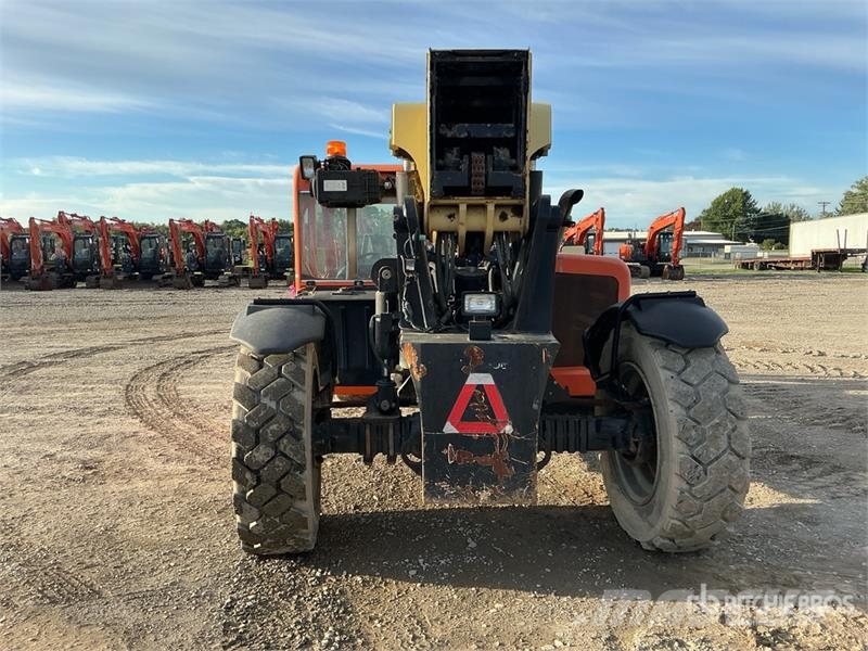 JLG G12-55A مناولات متداخلة