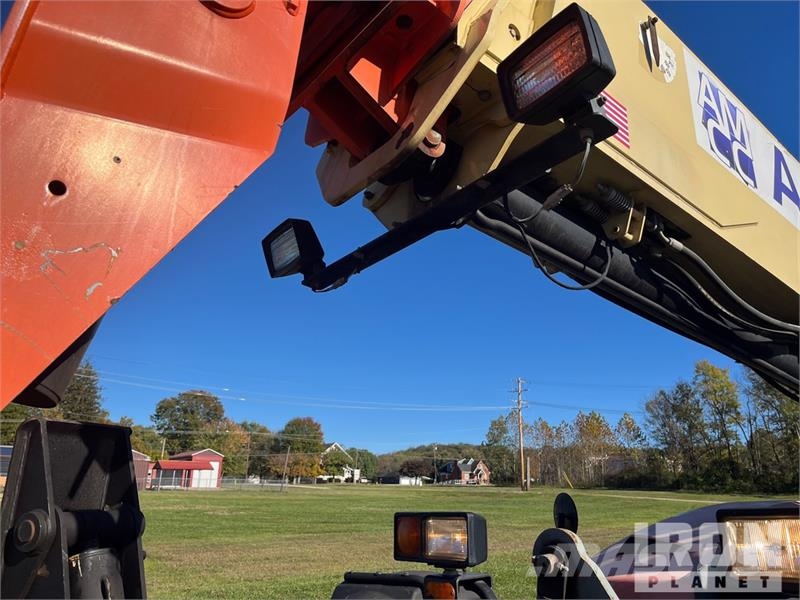 JLG G12-55A Kurottajat