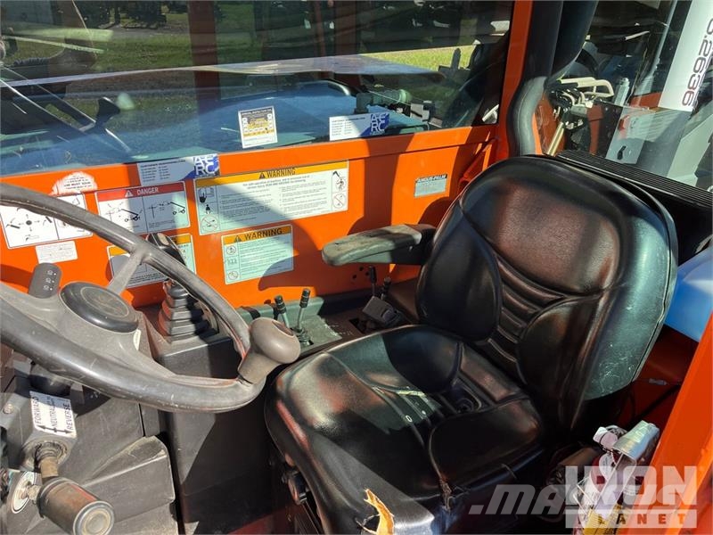 JLG G12-55A Kurottajat