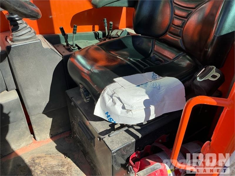 JLG G12-55A Kurottajat