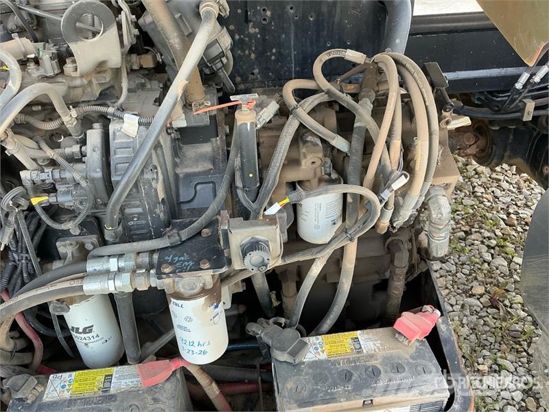 JLG G12-55A مناولات متداخلة