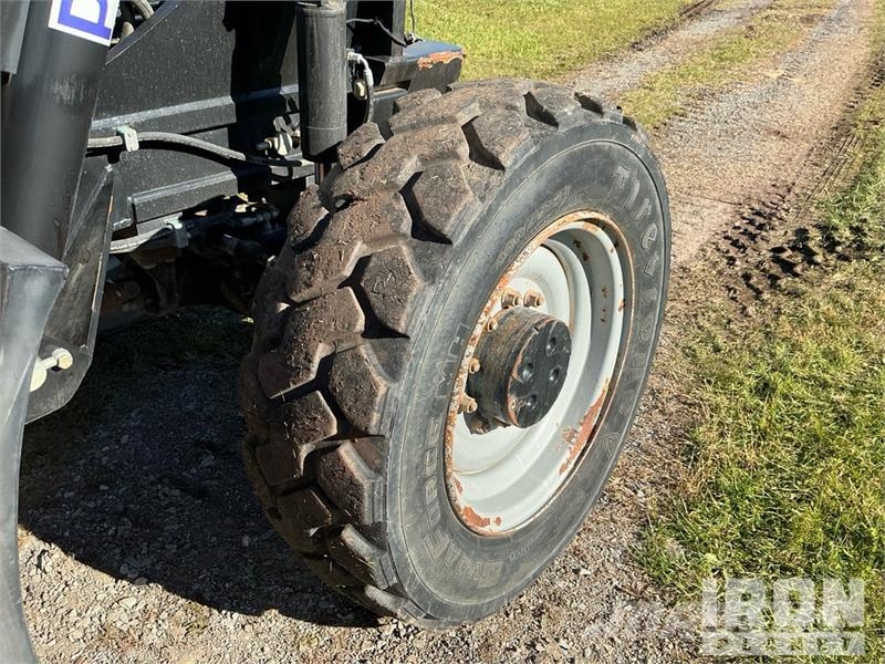 JLG G12-55A Kurottajat