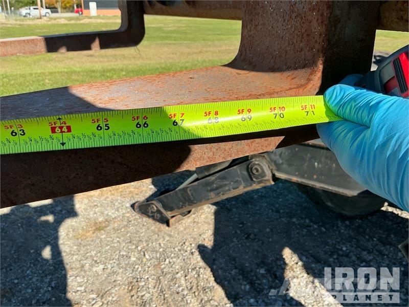 JLG G12-55A Kurottajat