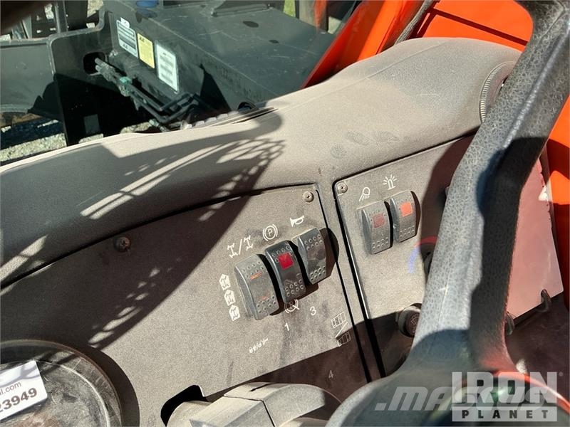 JLG G12-55A Kurottajat