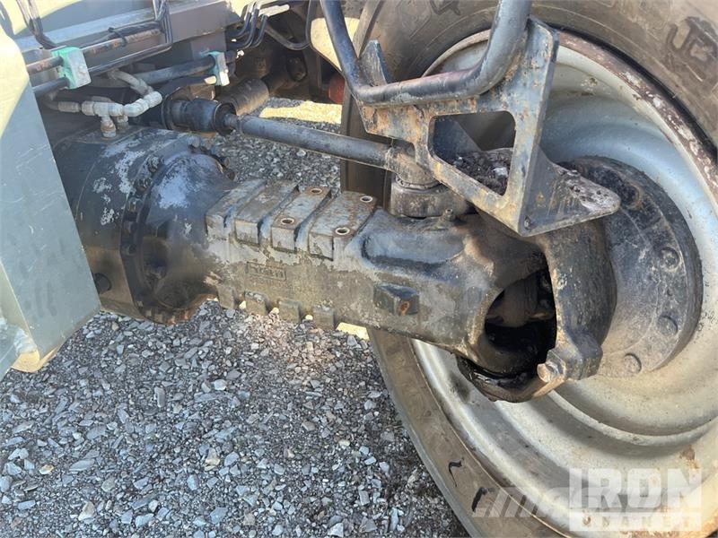 JLG G12-55A Kurottajat