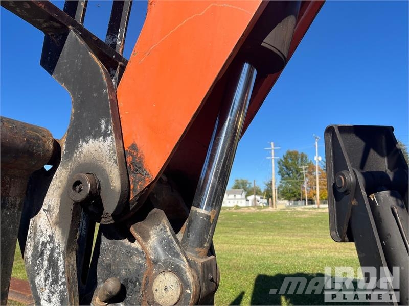 JLG G12-55A Kurottajat