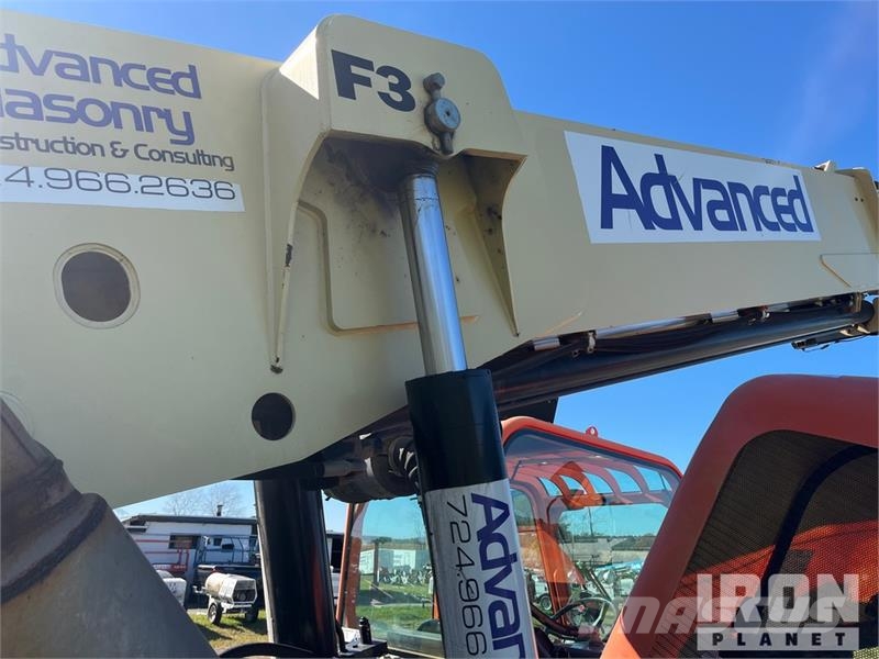 JLG G12-55A Kurottajat