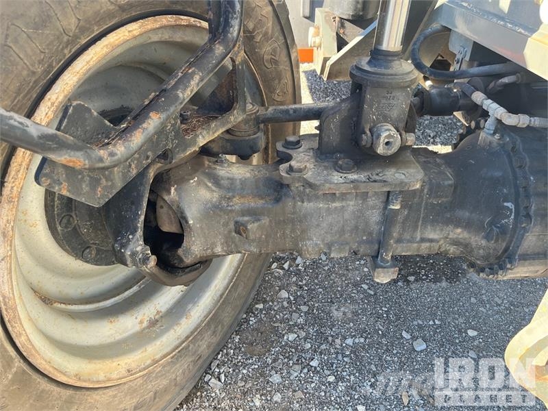 JLG G12-55A Kurottajat