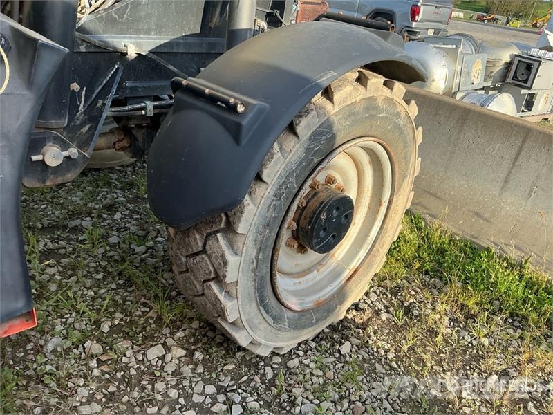 JLG G12-55A مناولات متداخلة