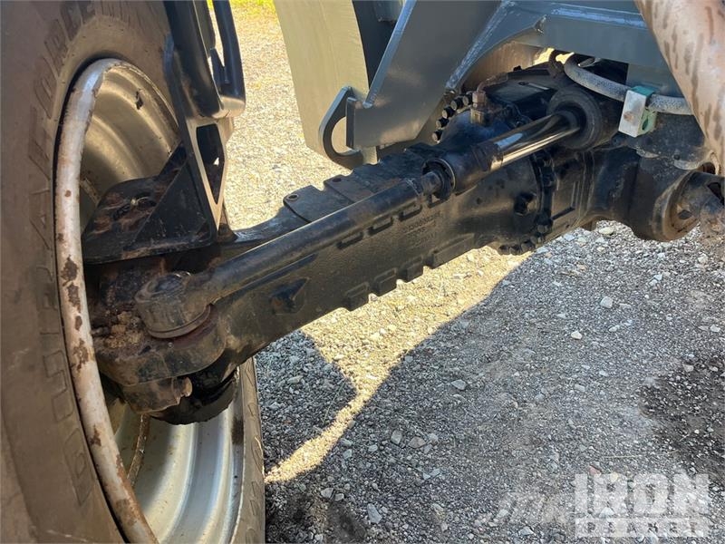 JLG G12-55A Kurottajat
