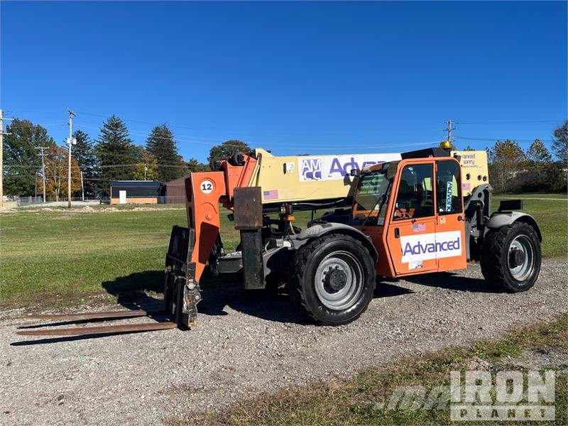 JLG G12-55A Kurottajat