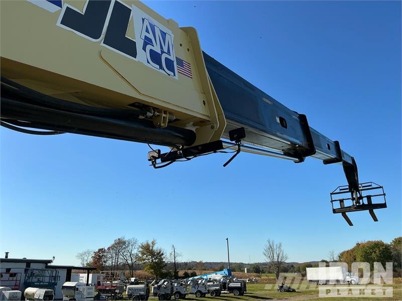 JLG G12-55A Kurottajat