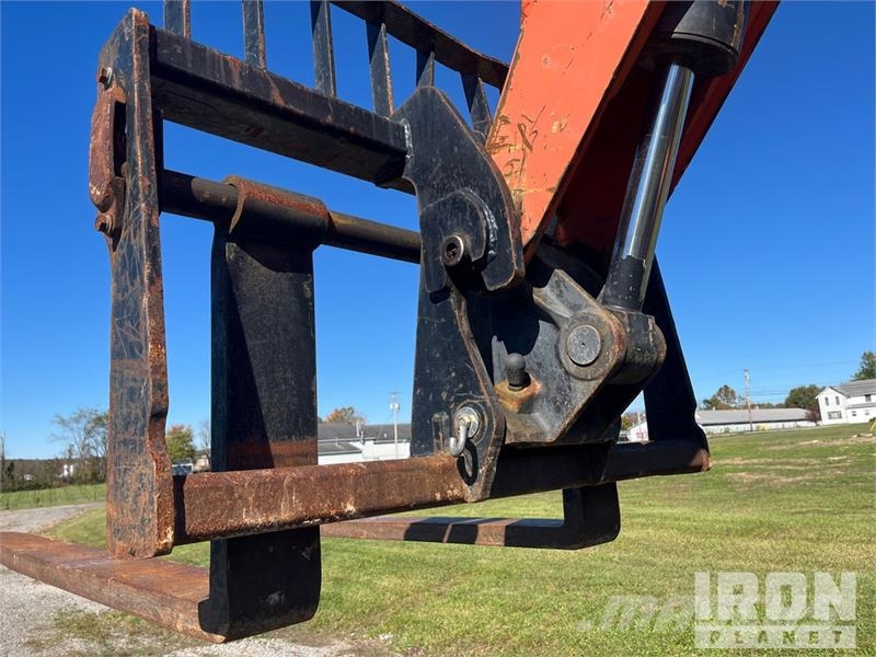 JLG G12-55A Kurottajat