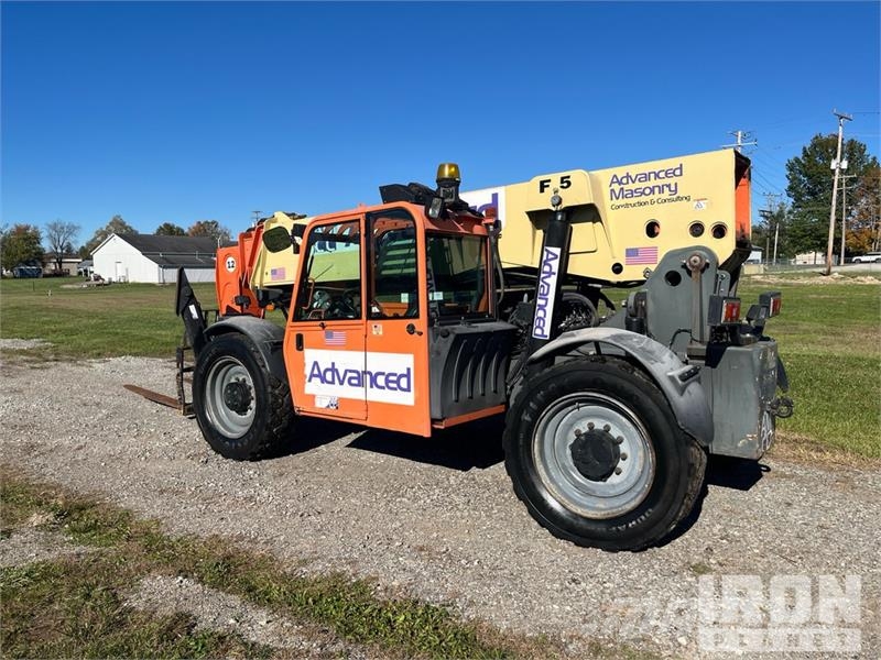 JLG G12-55A Kurottajat
