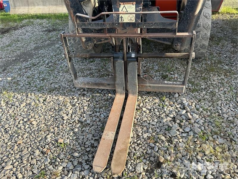 JLG G12-55A مناولات متداخلة