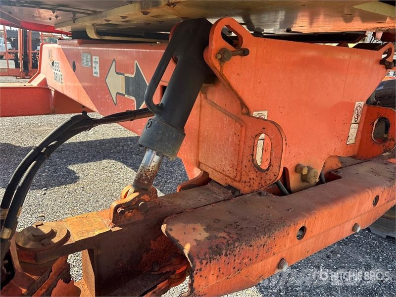 JLG M600JP 4WD Hybrid Articulating Boom Lift (Inoperab 曲臂高空作業車