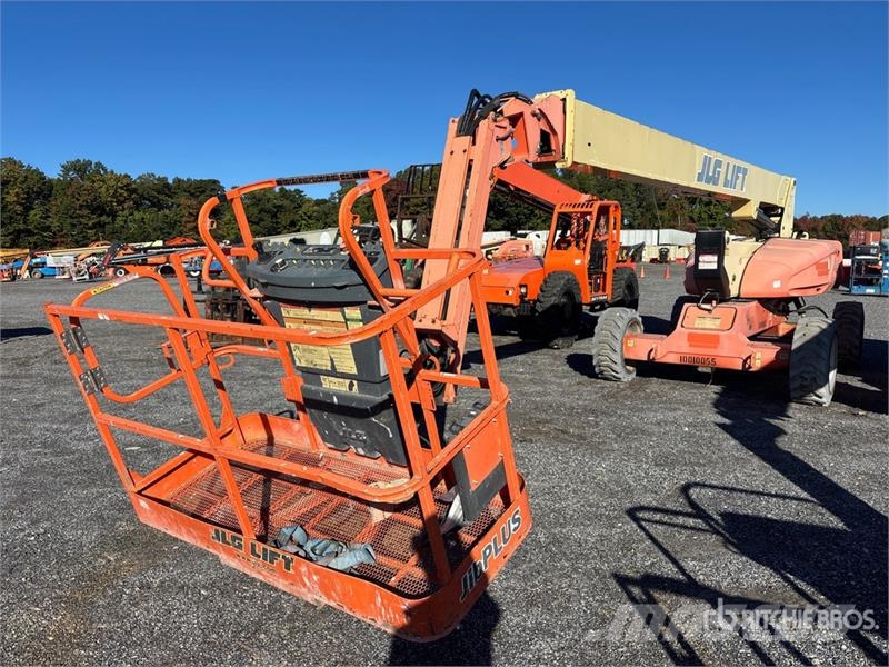 JLG M600JP 4WD Hybrid Articulating Boom Lift (Inoperab Articulated boom lifts