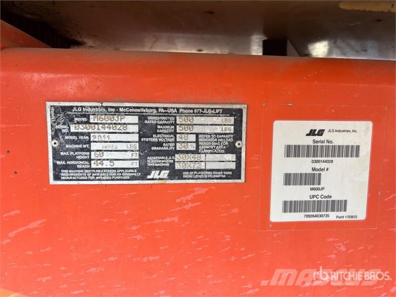 JLG M600JP 4WD Hybrid Articulating Boom Lift (Inoperab 曲臂高空作業車