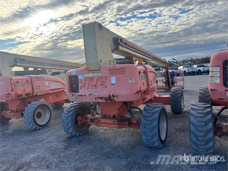 JLG M600JP 4WD Hybrid Articulating Boom Lift (Inoperab Articulated boom lifts