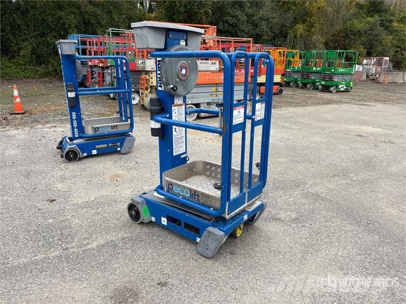 JLG Pecolift Self Propelled Personnel Lift 建設機械 -　その他