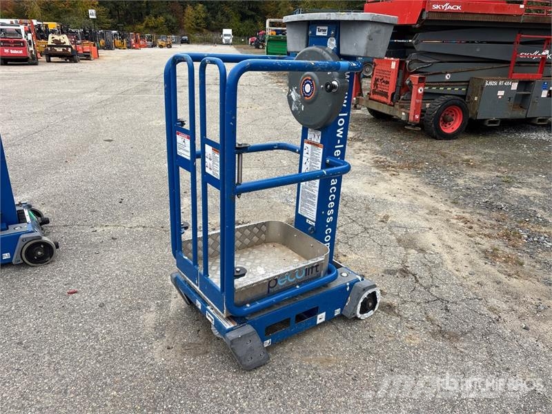 JLG Pecolift Self Propelled Personnel Lift 建設機械 -　その他