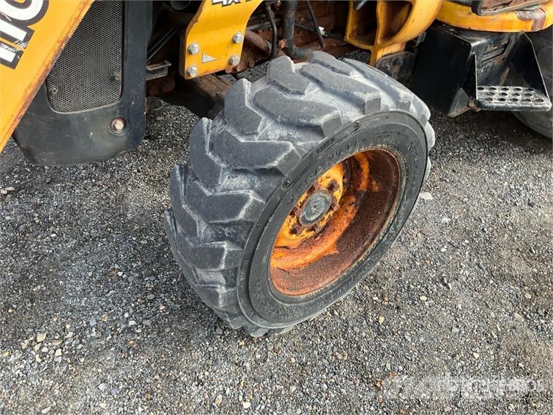 John Deere 110 4x4 72 inch bucket Backhoe Loader Rýpadlo-nakladače