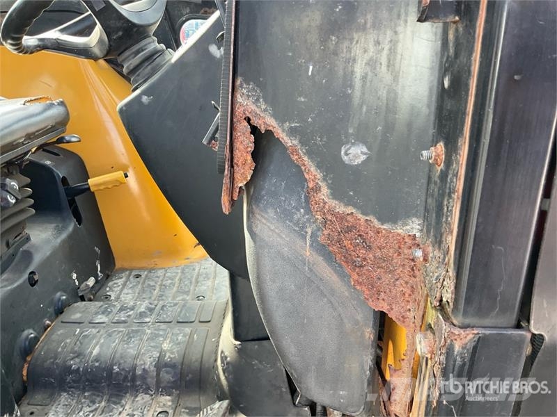 John Deere 110 4x4 72 inch bucket Backhoe Loader Baggerlader