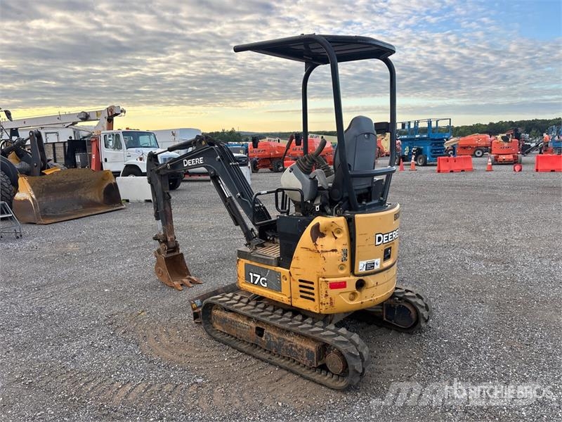 John Deere 17G Mini rýpadla < 7t