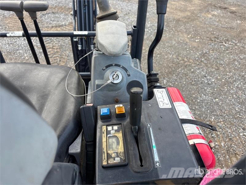 John Deere 17G Mini rýpadla < 7t