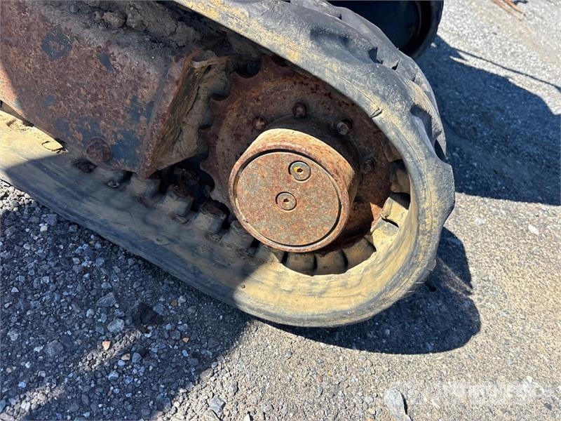 John Deere 17G Mini bagri <7t