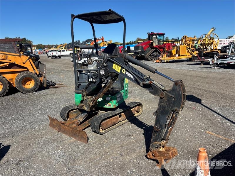 John Deere 17G Mini bagri <7t