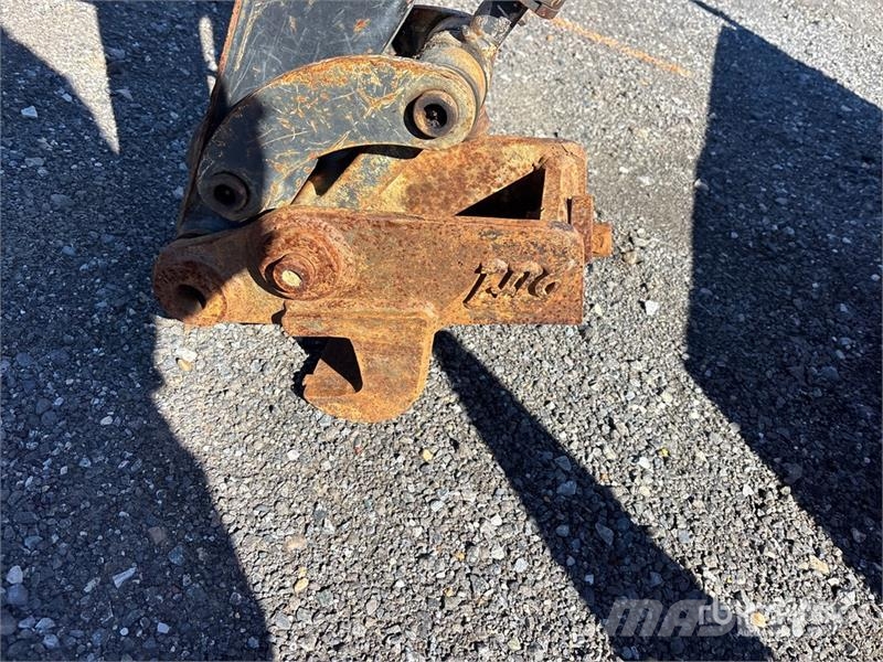 John Deere 17G Mini bagri <7t