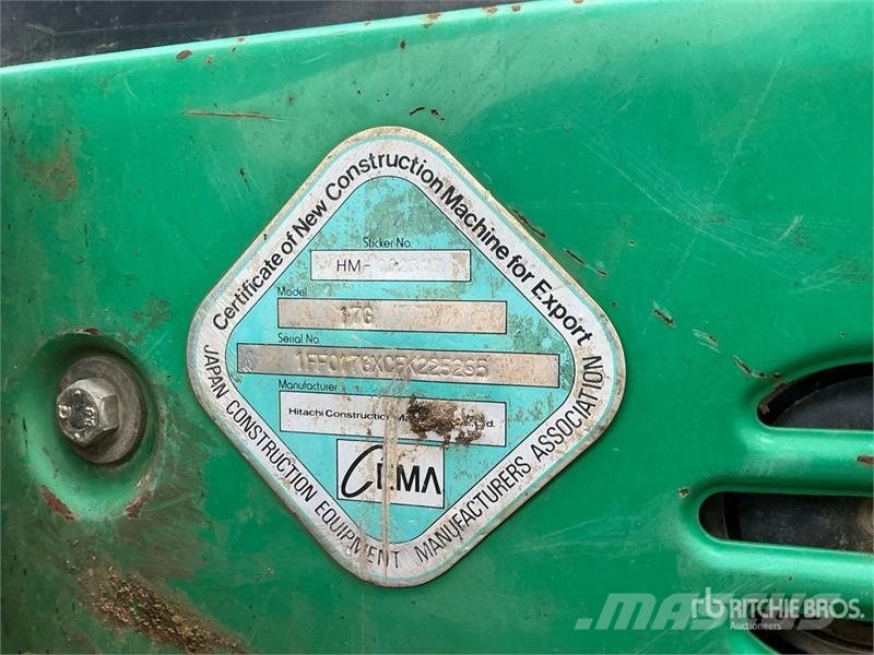 John Deere 17G Minikoparki
