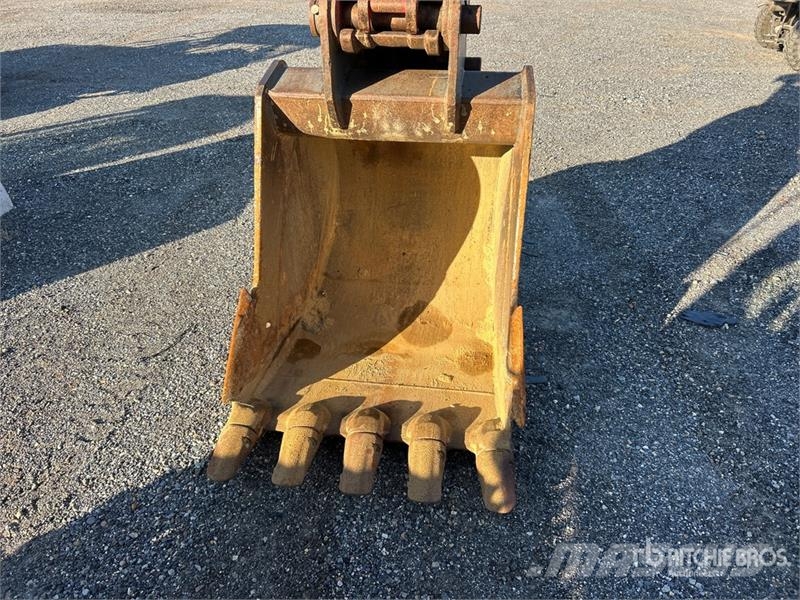 John Deere 245 P-Tier Raupenbagger
