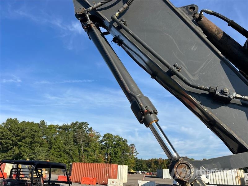 John Deere 245 P-Tier Raupenbagger