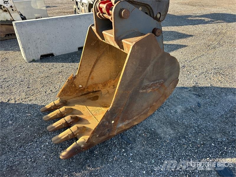 John Deere 245 P-Tier Raupenbagger