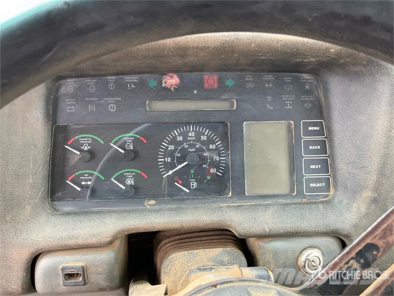 John Deere 300D Kĺbové nákladné autá