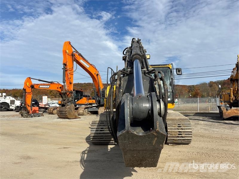 John Deere 300G LC Tracked Excavator Vikšriniai ekskavatoriai