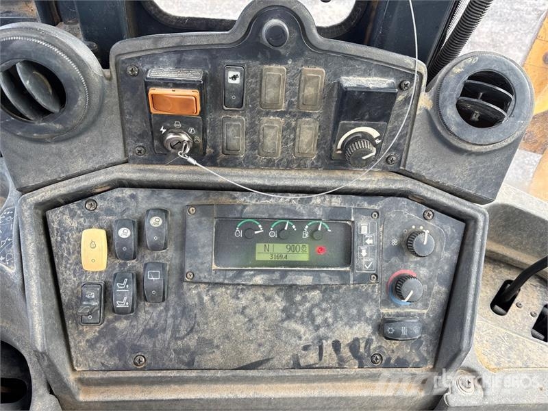 John Deere 310SJ Rovokopači