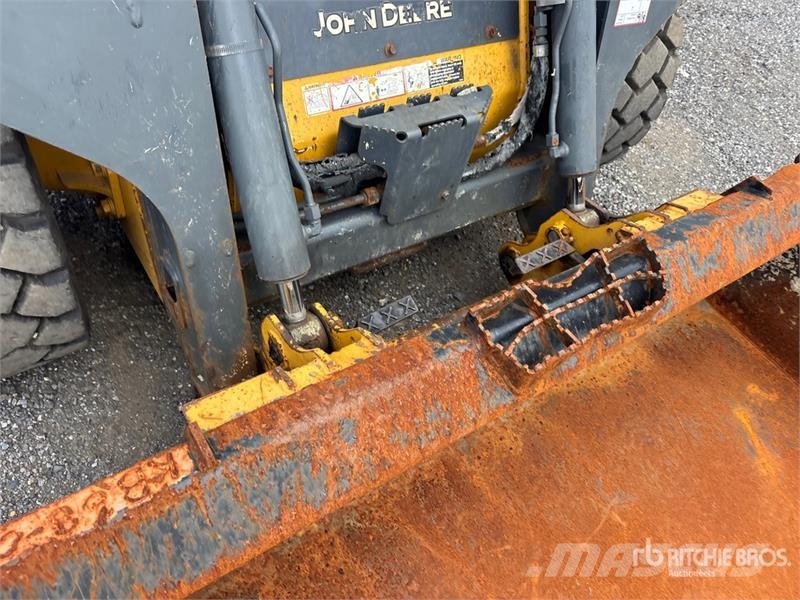 John Deere 316GR Skid Steer Loader Schrankladers