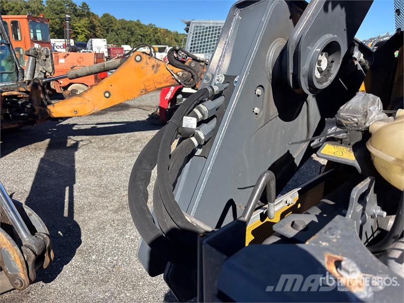 John Deere 330G Two-Speed Skid Steer Loader (Inoperable) Minicargadoras