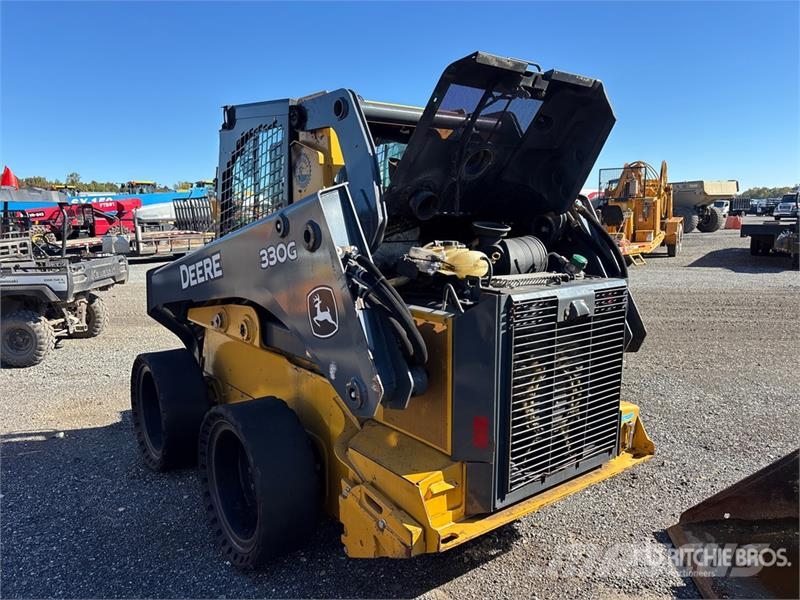 John Deere 330G Two-Speed Skid Steer Loader (Inoperable) Minicargadoras