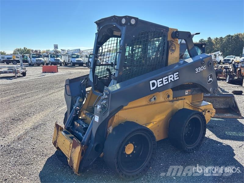 John Deere 330G Two-Speed Skid Steer Loader (Inoperable) Minicargadoras