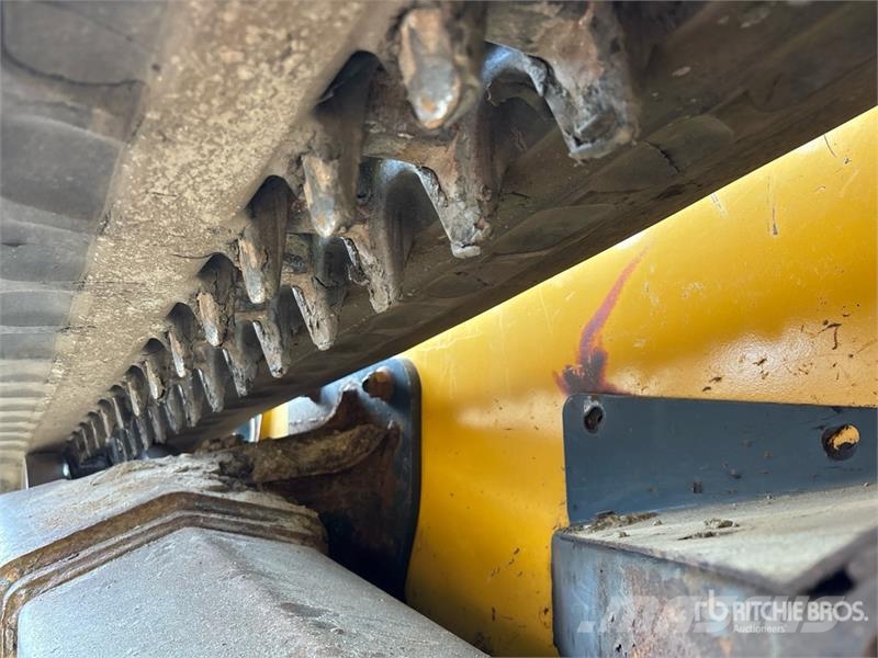 John Deere 331G Skid steer loderler