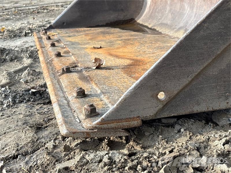 John Deere 331G Skid steer loderler