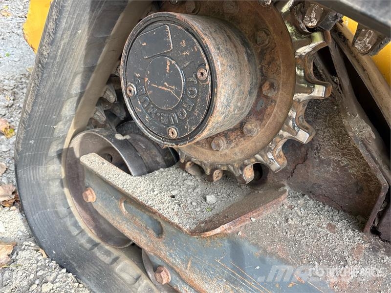 John Deere 331G Skid steer loderler