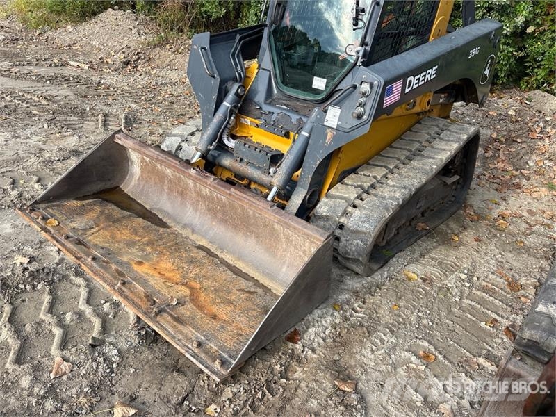 John Deere 331G Skid steer loderler
