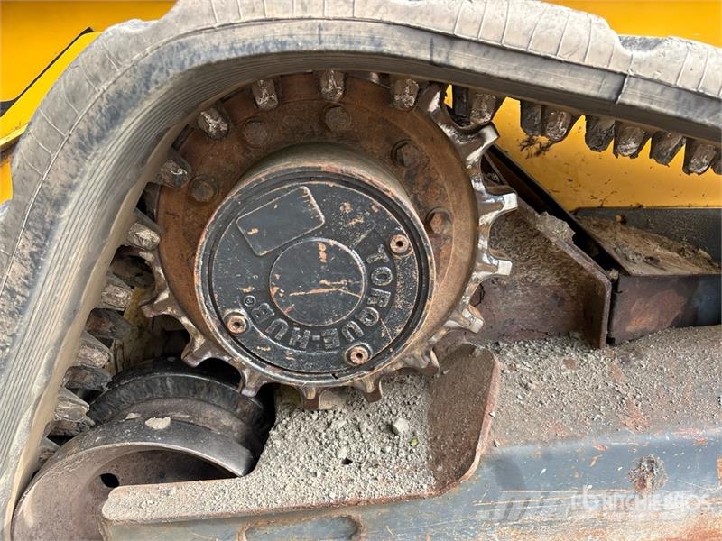 John Deere 331G Skid steer loderler