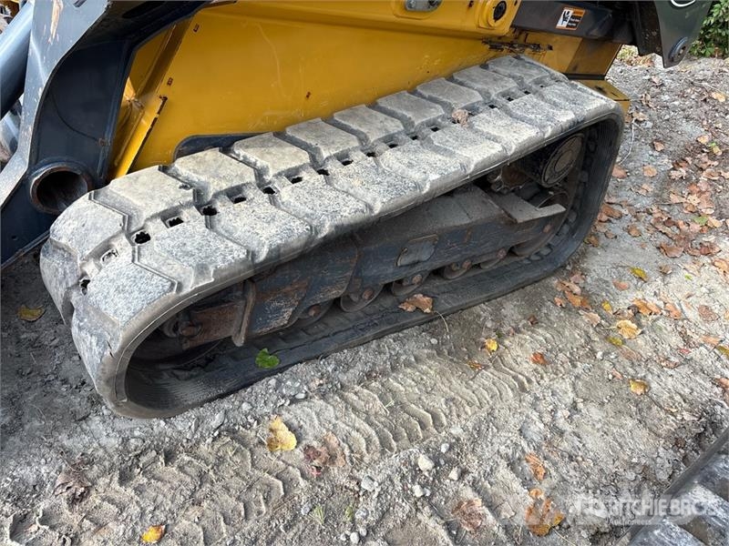 John Deere 331G Skid steer loderler