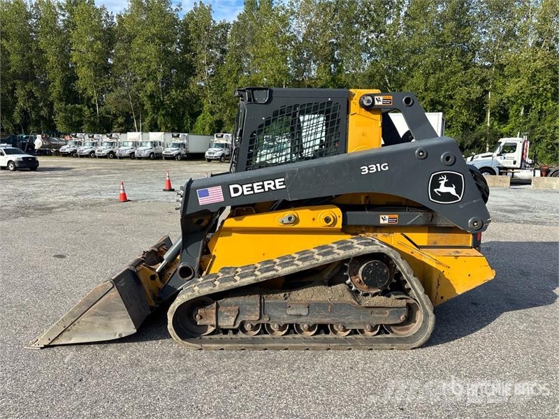 John Deere 331G Skid steer loderler